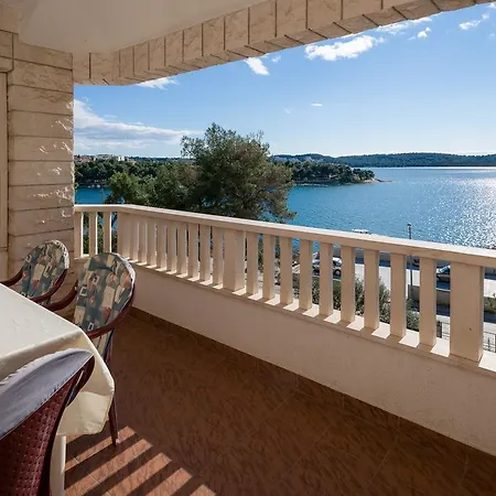 Apartment Luxor