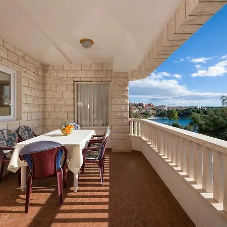 Luxor Apartment Trogir