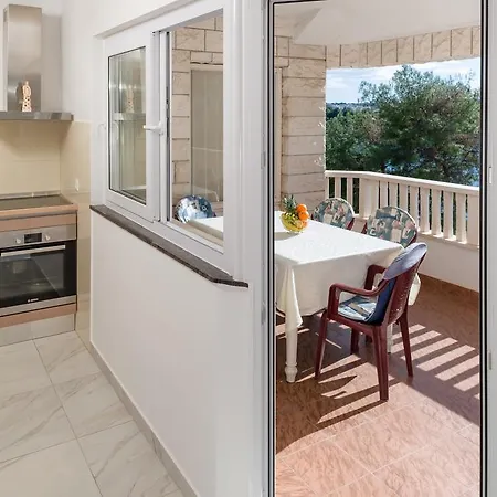 Luxor Apartment Trogir