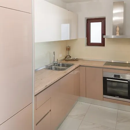 Luxor Apartment *
