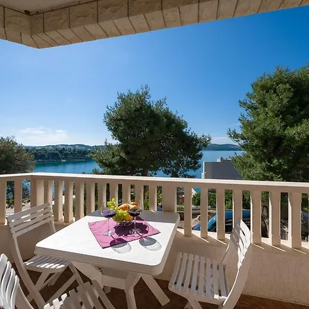 Luxor Trogir