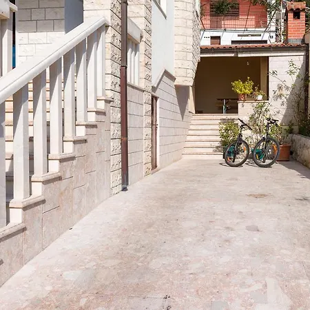 Apartment Luxor Trogir