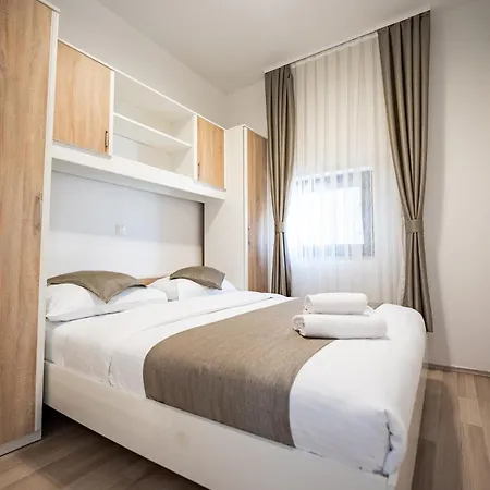 Luxor * Trogir
