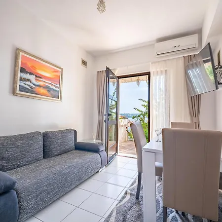Luxor Apartament *